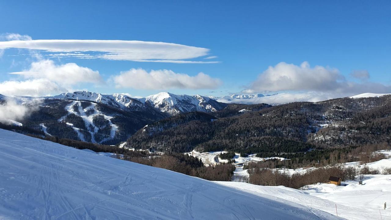 Modern Mountain - Apartman 401 コラシン エクステリア 写真